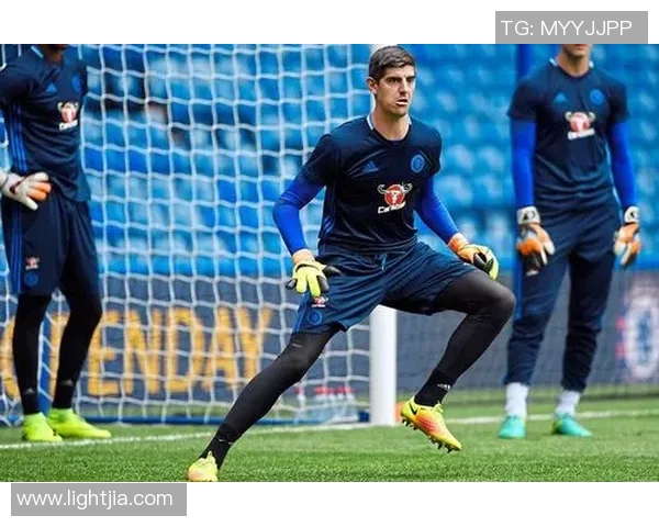 传高球之王：那些在绿茵场上飞翔的足球传奇